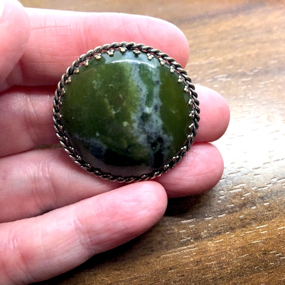 Vintage Serpentine Crystal Brooch